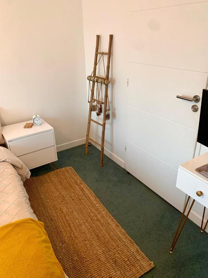 Le Bali Cosy House - T2 Lumineux Et Moderne En Plein Centre Ville De Maisons-Alfort Dış mekan fotoğraf
