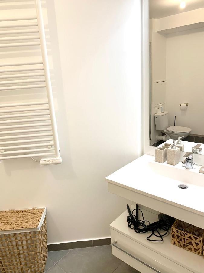 Le Bali Cosy House - T2 Lumineux Et Moderne En Plein Centre Ville De Maisons-Alfort Dış mekan fotoğraf